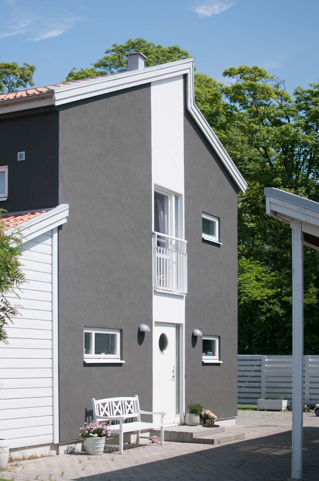 Fasadrenovering enstegstätad / tvåstegstätad fasad Putsning vid fasadrenovering